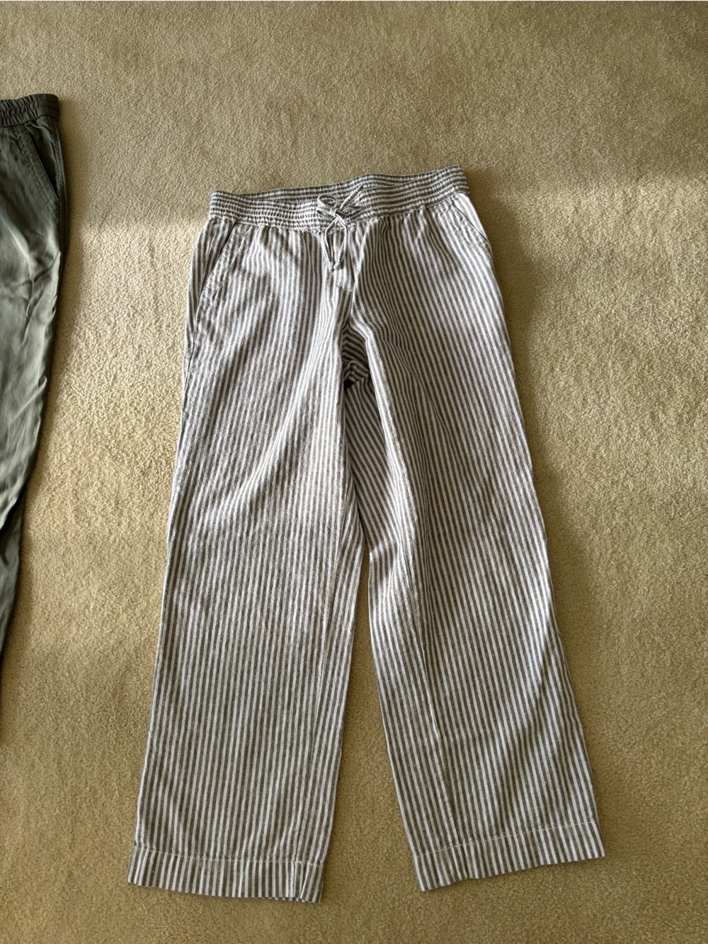 Cat & Jack Olive and White Striped Drawstring Pants size Med P /12